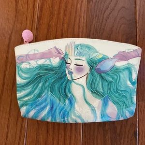 Makeup bag